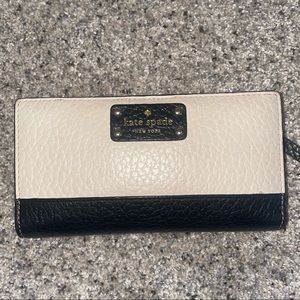 Kate spade continental wallet